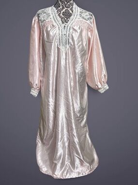 Vintage Soft Pink Satin Full Length Nightgown Lace Trim Poofy Long Sleeves L